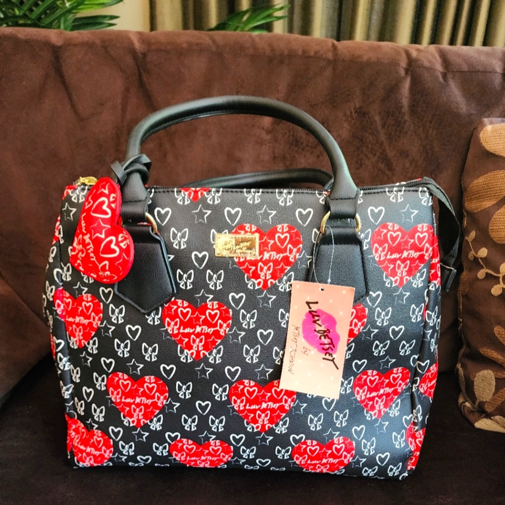 Black and Red Heart Purse